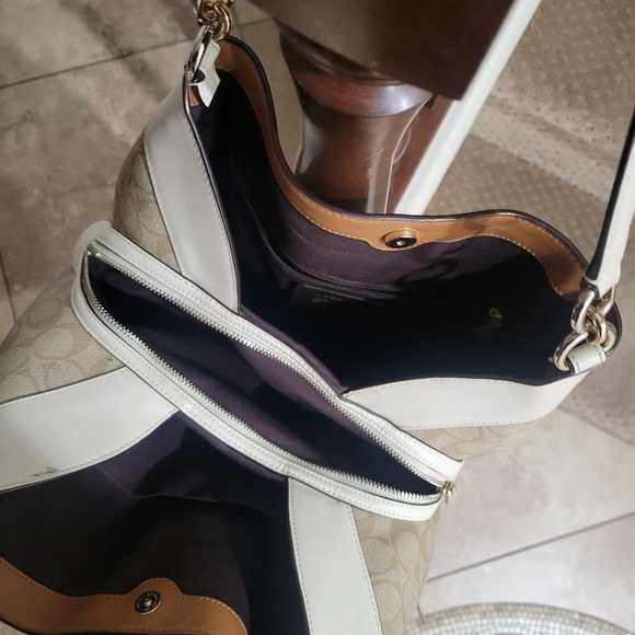 Coach and Kate Spade Handbags and wallet - Picture 5 of 11